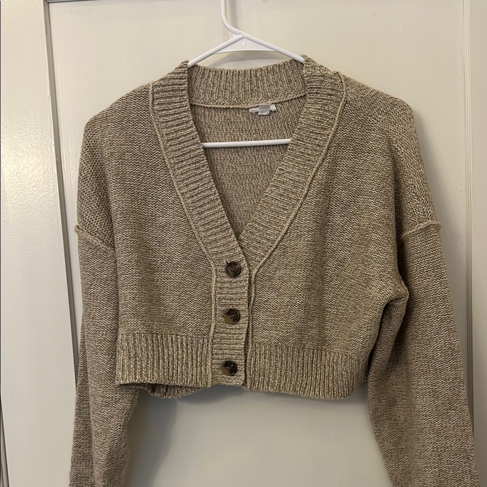super cute fall sweater garage brown buttons